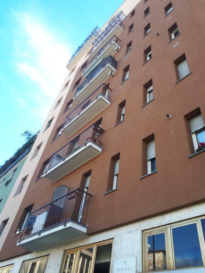 Valassina Milano Apartment Luaran gambar