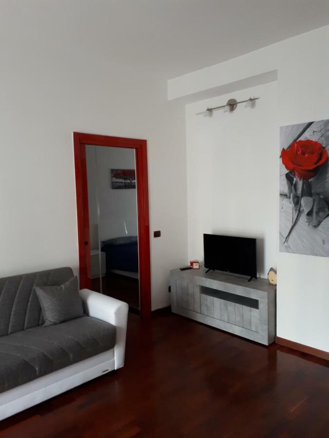 Valassina Milano Apartment Luaran gambar
